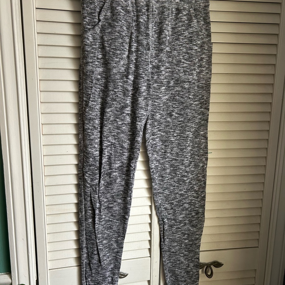 Forever 21 Heather Gray Knit Pants